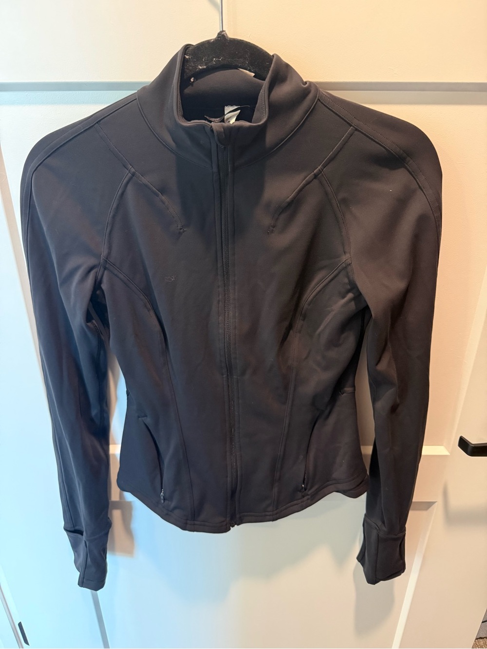 Lululemon Black Define Jacket Full Zip Luon Thumbholes Women’s Size 4